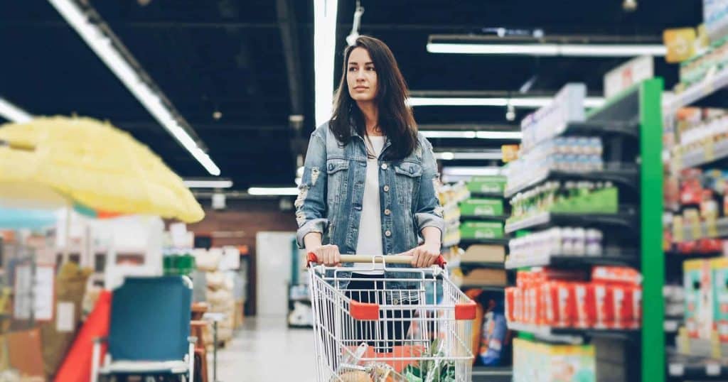 Niente voti o slogan, tante informazioni chiare a portata di app: così Weeshop rende la spesa più consapevole